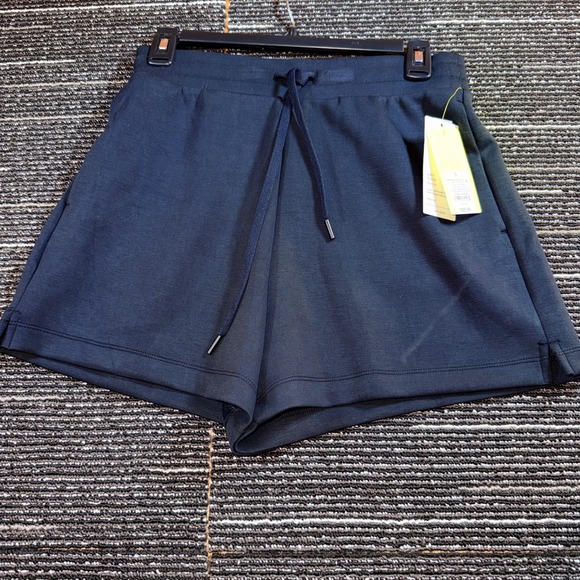 all in motion Pants - All in Motion Airy Sleek Shorts Women S NWT Black High Rise Athletic
